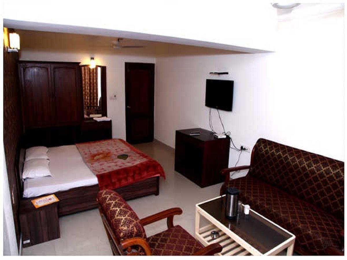 Hotel Haryana Chandīgarh Exterior foto